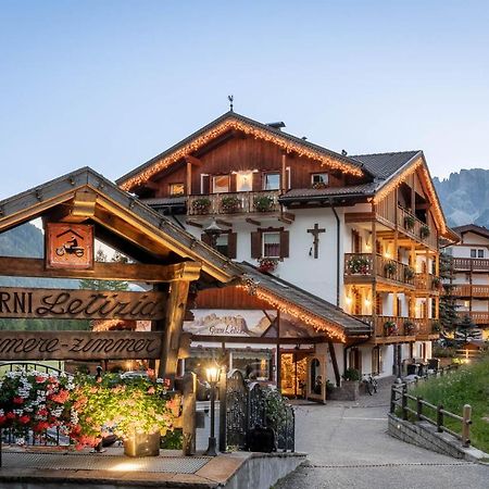 Bed and Breakfast Garni Letizia Campitello di Fassa Exterior foto