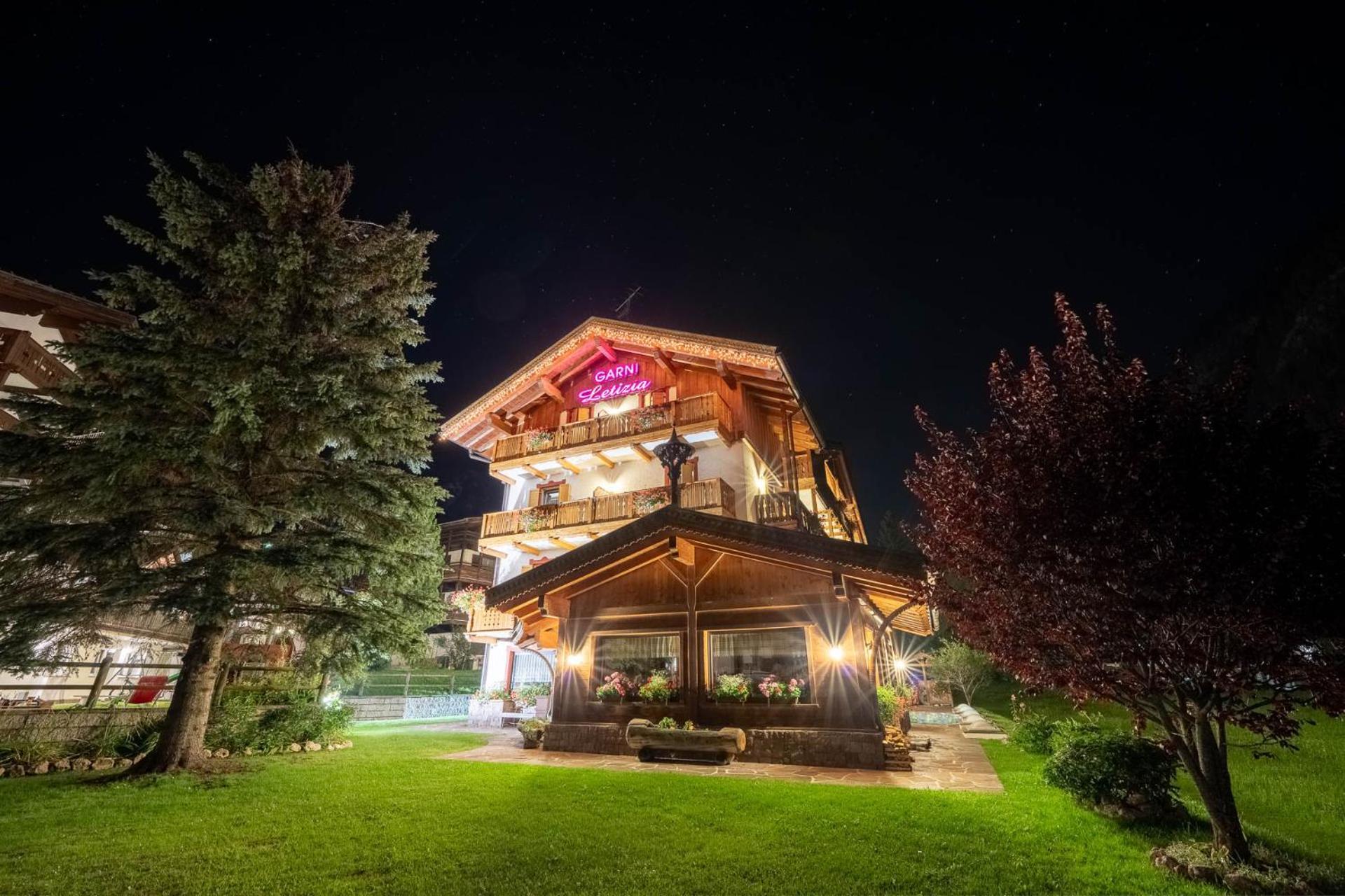 Bed and Breakfast Garni Letizia Campitello di Fassa Exterior foto